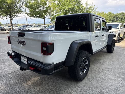 Used 2026 Jeep Gladiator Rubicon AWD/4WD image 7