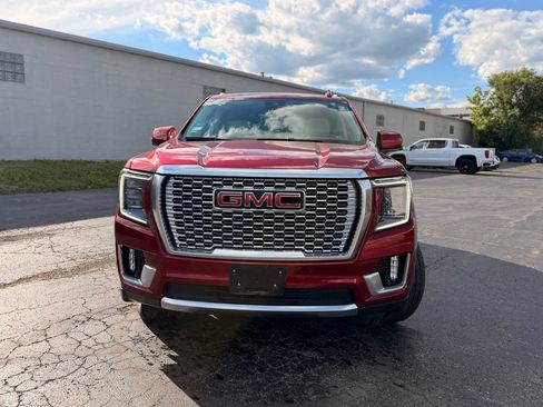 Used 2023 GMC Yukon Denali w/ Denali Reserve Package AWD/4WD image 8