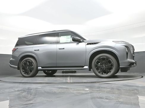 New 2026 INFINITI QX80 4WD w/ Sport Exterior Package image 30