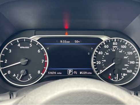 Certified 2024 Nissan Sentra SV image 5