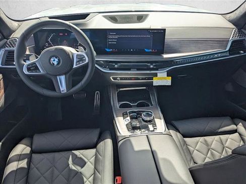 New 2026 BMW X7 xDrive40i image 14