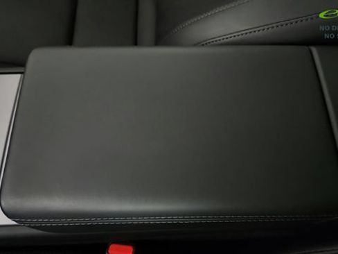 Used 2026 Tesla Model Y 2WD image 87