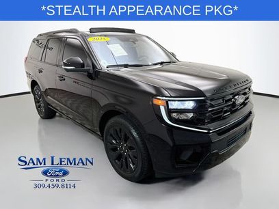 Used 2025 Ford Expedition Platinum w/ Stealth Appearance Package