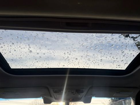 Used 2019 Subaru Outback 2.5i Premium image 34