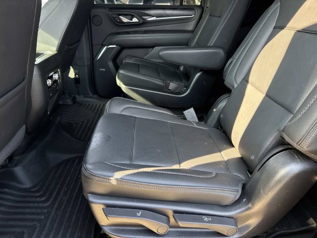 Used 2022 GMC Yukon XL Denali RWD image 17
