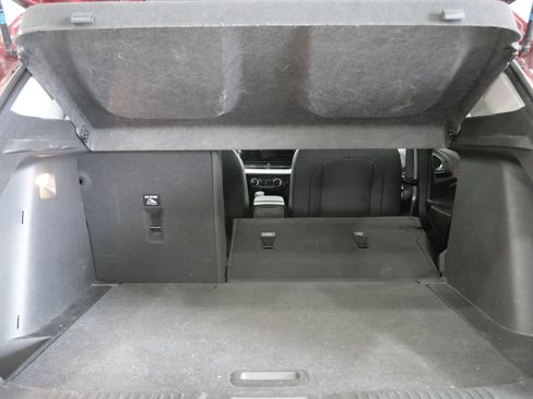 Used 2024 Chevrolet Trax LT w/ Driver Confidence Package FWD image 25