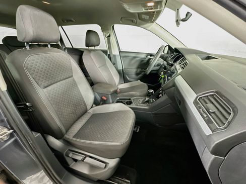 Used 2021 Volkswagen Tiguan S FWD image 30