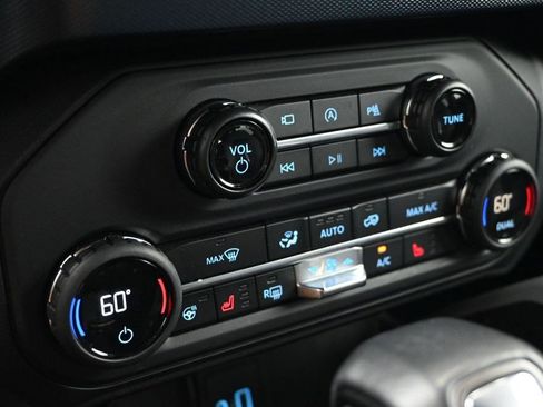 Used 2021 Ford Bronco First Edition AWD/4WD image 22