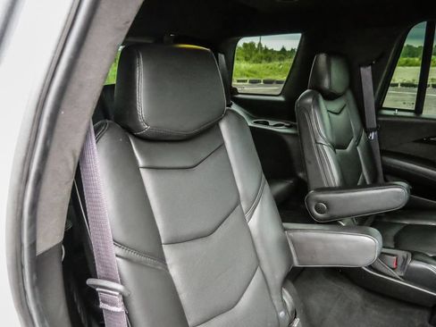 Used 2017 Cadillac Escalade Platinum AWD/4WD image 48