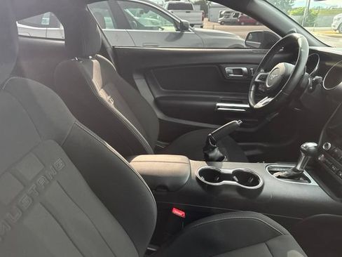 Used 2019 Ford Mustang GT RWD image 6