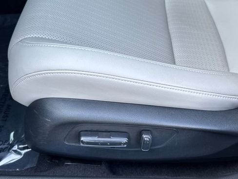 Used 2024 Honda Civic EX-L image 13