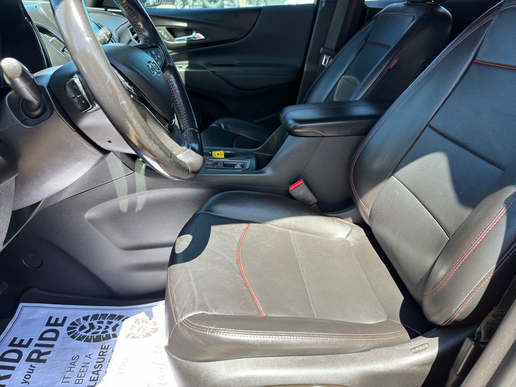 Used 2022 Chevrolet Equinox RS w/ RS Leather Package FWD image 9