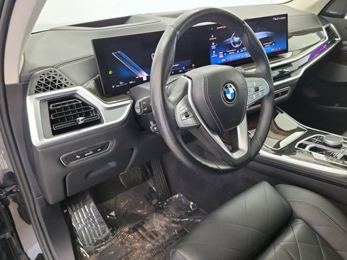 Used 2024 BMW X7 xDrive40i AWD/4WD image 23