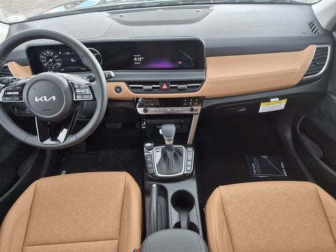 New 2026 Kia Seltos EX image 13