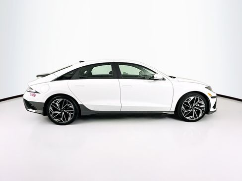 Used 2024 Hyundai Ioniq 6 SEL RWD image 10