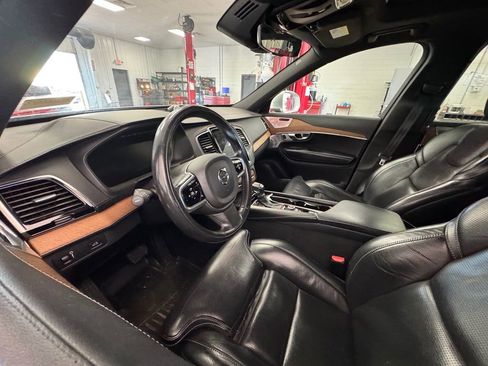 Used 2018 Volvo XC90 T6 Inscription w/ Convenience Package image 8