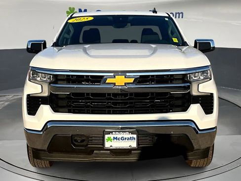 Certified 2025 Chevrolet Silverado 1500 LT image 2