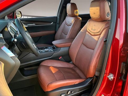 New 2026 Cadillac XT5 Premium Luxury image 9