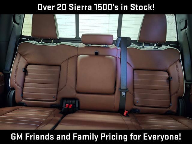 New 2026 GMC Sierra 1500 Denali Ultimate w/ LPO, Black Badging Package AWD/4WD image 28