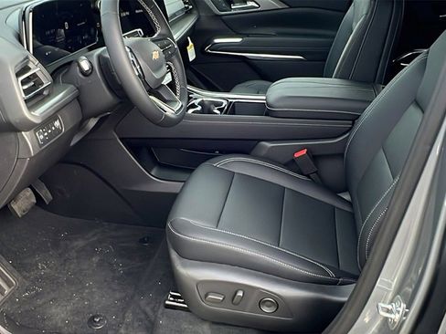 New 2026 Chevrolet Traverse LT w/ Driver Confidence Package image 13