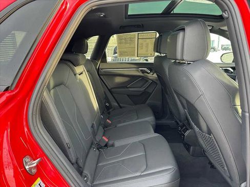 Used 2024 Audi Q3 2.0T Premium Plus image 12