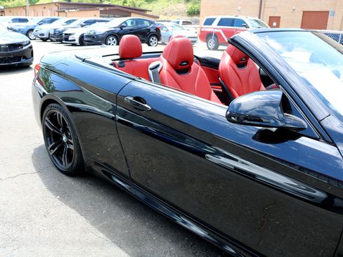 Used 2020 BMW M4 Convertible w/ Executive Package image 15