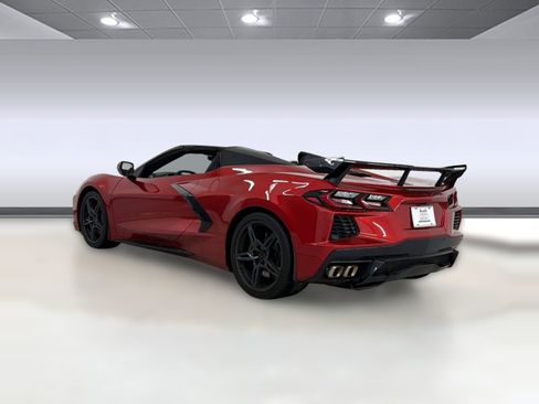 Used 2022 Chevrolet Corvette Stingray Preferred Conv w/ Z51 Performance Package RWD image 3