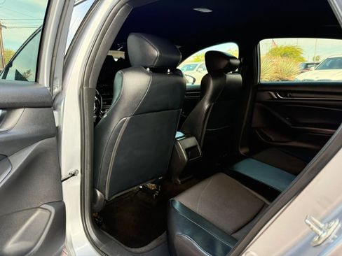 Used 2018 Honda Accord Sport image 42