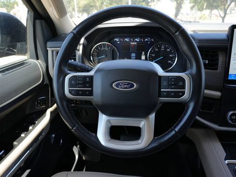 Used 2024 Ford Expedition Max Limited RWD image 11