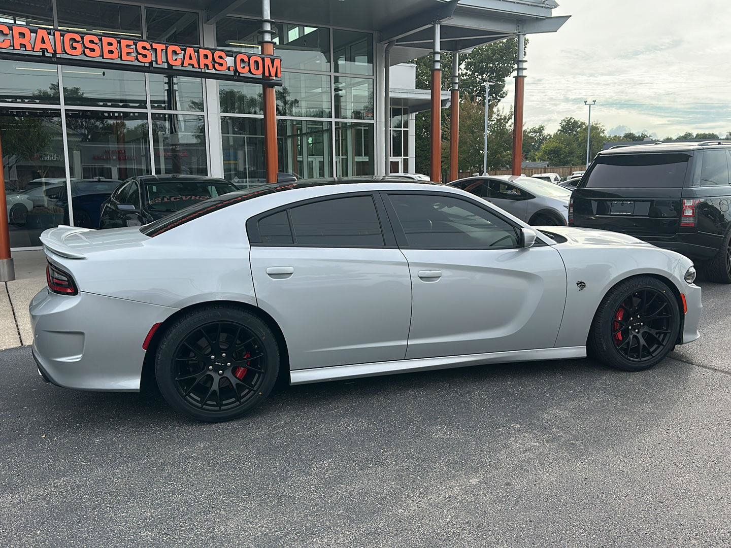 Used 2019 Dodge Charger SRT Hellcat w/ Harman/Kardon Audio Group RWD image 2