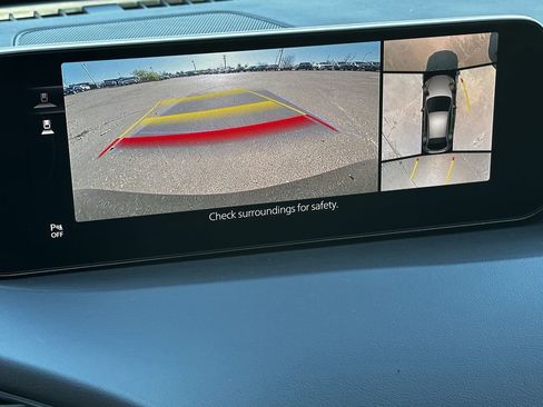 New 2026 MAZDA MAZDA3 Hatchback w/Premium Plus Pkg image 16