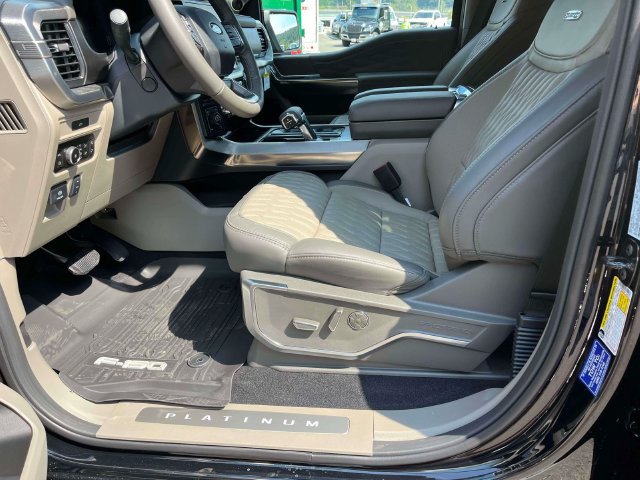 New 2026 Ford F150 Platinum w/ Equipment Group 703A Plus AWD/4WD image 21