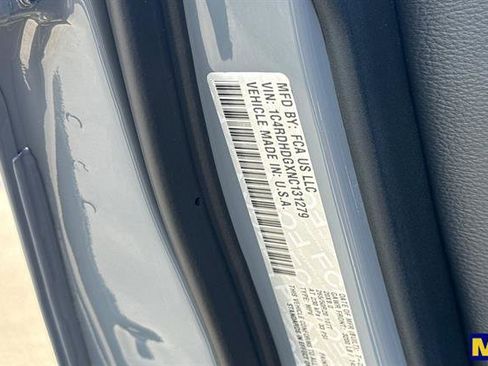 Used 2022 Dodge Durango GT image 36