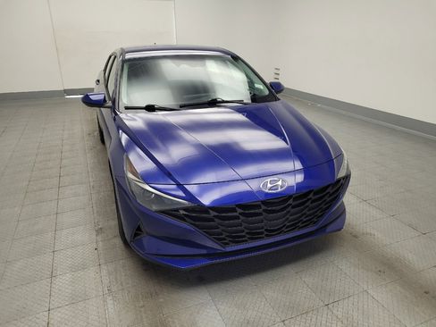 Used 2021 Hyundai Elantra SEL FWD image 14