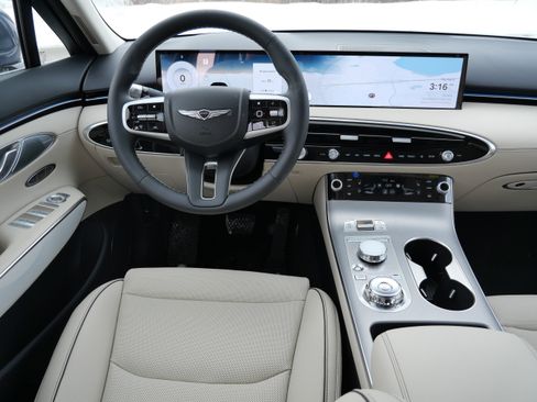 New 2026 Genesis GV70 2.5T Advanced image 6