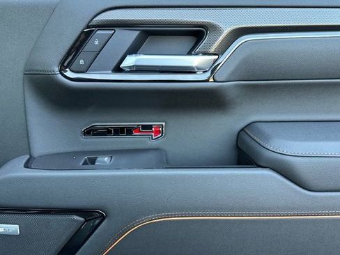 New 2026 GMC Sierra 1500 AT4 w/ AT4 Premium Package image 19