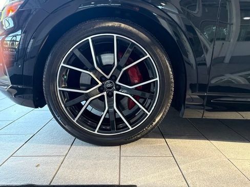 Used 2023 Audi SQ8 Prestige w/ Prestige Package AWD/4WD image 15