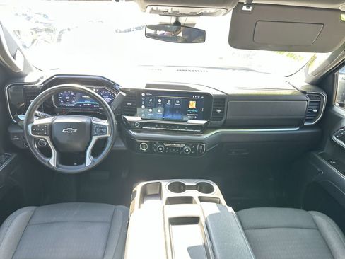 Used 2022 Chevrolet Silverado 1500 RST image 18