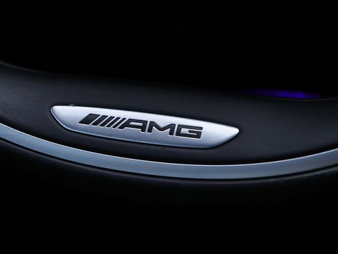 Used 2015 Mercedes-Benz S 63 AMG 4MATIC Sedan w/ Driver Assistance Package image 96