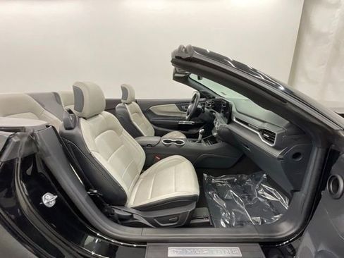 Used 2024 Ford Mustang Premium RWD image 29