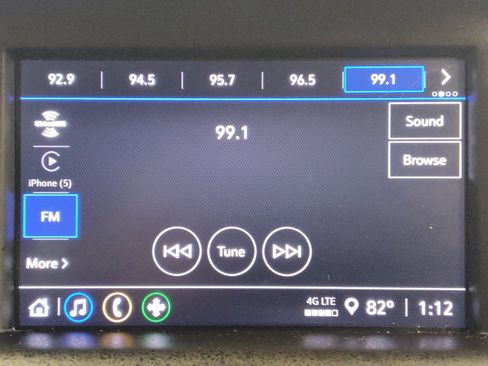 Used 2024 GMC Terrain SLE FWD image 25