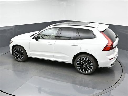 New 2026 Volvo XC60 B5 Ultra w/ Protection Package Premier image 48
