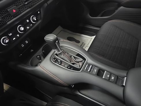 Certified 2026 Honda HR-V Sport image 26