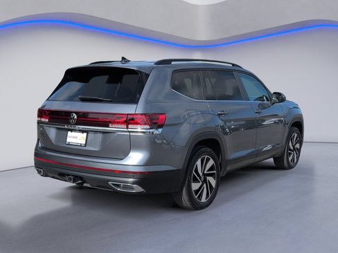 Used 2024 Volkswagen Atlas SE FWD image 9