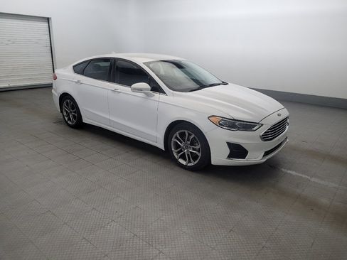 Used 2020 Ford Fusion SEL FWD image 11