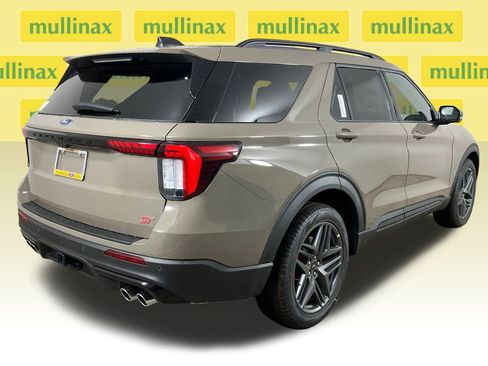 New 2026 Ford Explorer ST w/ Sun And Sound Package image 4