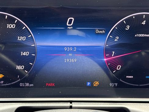 Used 2024 Mercedes-Benz C 300 Sedan image 34