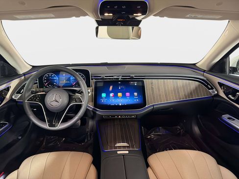 Used 2026 Mercedes-Benz E 350 4MATIC Sedan image 36