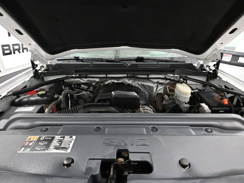 Used 2015 GMC Sierra 2500 Denali w/ Snow Plow Prep Package image 51