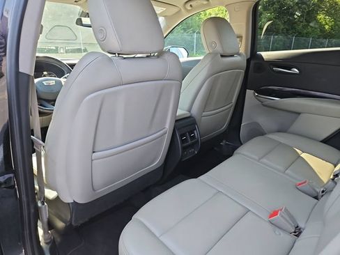 Certified 2022 Cadillac XT4 Luxury w/ Cold Weather Package FWD image 26